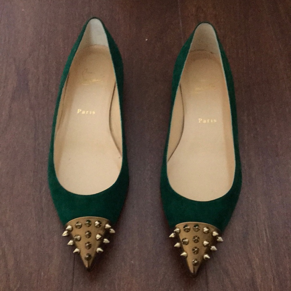 Emerald green geo flat never worn